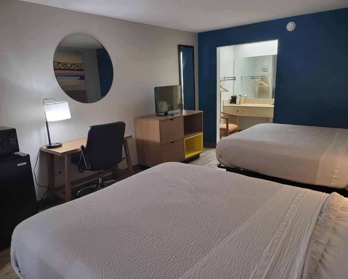 Days Inn By Wyndham Biscoe Buitenkant foto