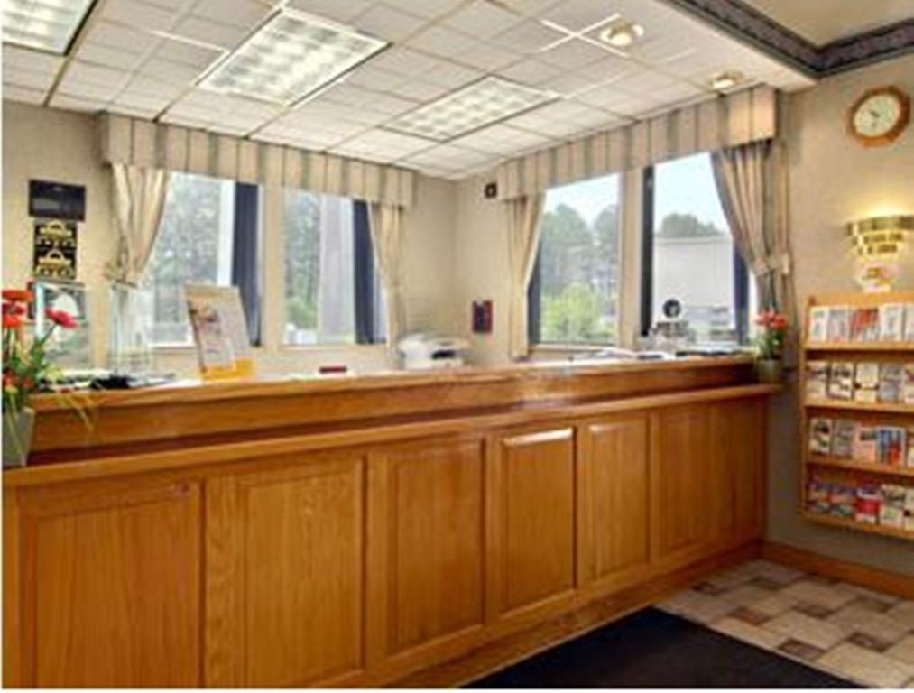 Days Inn By Wyndham Biscoe Buitenkant foto